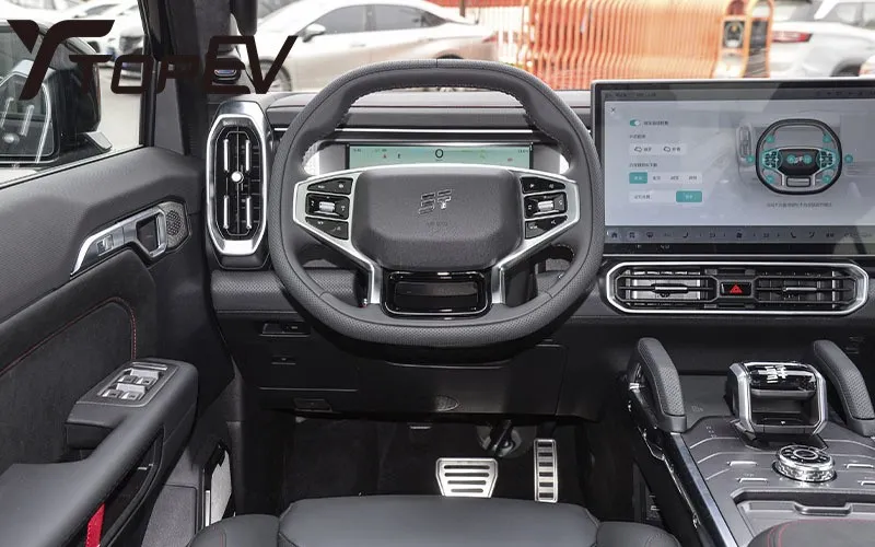 The JETOUR T2 4X4 SUV The JETOUR T2 4X4 SUV